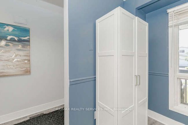 32 Simmons Blvd, House other with 3 bedrooms, 2 bathrooms and 4 parking in Brampton ON | Image 12
