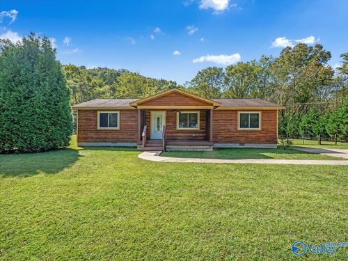 260 Deertrace Pkwy, New Market, AL, 35761-9442 | Card Image