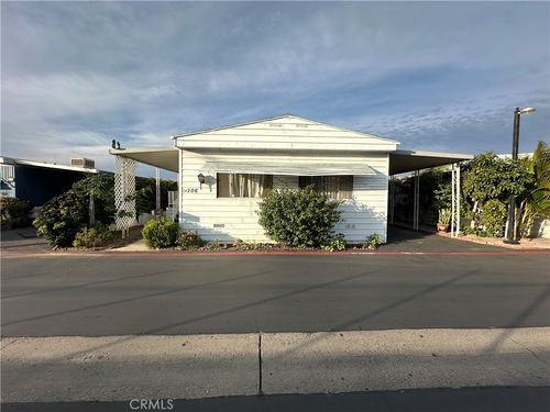 spc-206-1241 N East St, Anaheim, CA, 92805-1139 | Card Image