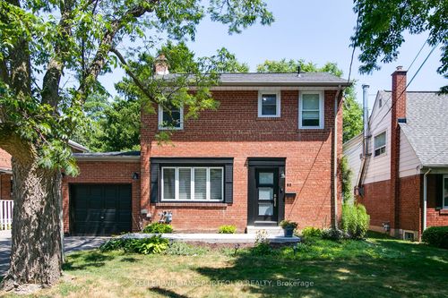 85 Ashbourne Dr, Etobicoke, ON, M9B4H6 | Card Image