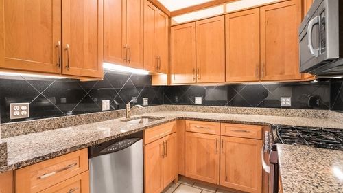 1-174 Elm St, Everett, MA, 02149-5222 | Card Image