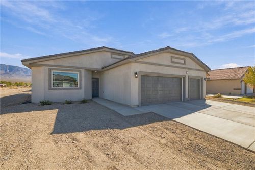 5131 Valdez Ct, Pahrump, NV, 89060-1357 | Card Image