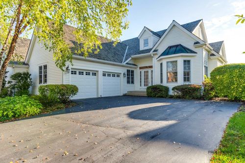 155 S Danbury Ct, Lake Forest, IL, 60045-2331 | Card Image