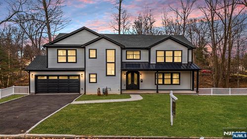 1009 Mayfair Way, Plainfield, NJ, 07060-3427 | Card Image