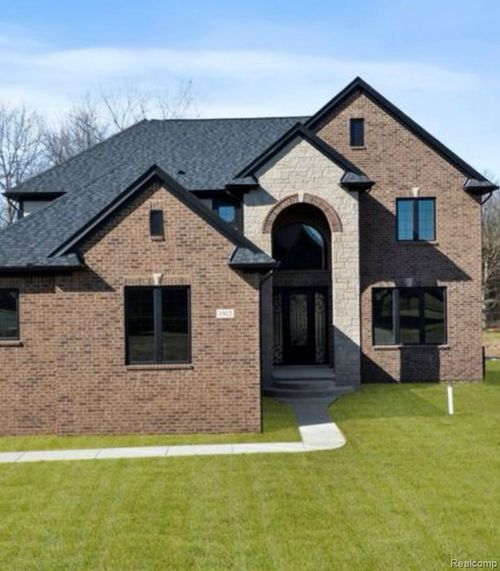 1356 Masters Dr, Metamora, MI, 48455-8701 | Card Image