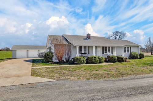33 Tucker Ln, Taft, TN, 38488-5111 | Card Image