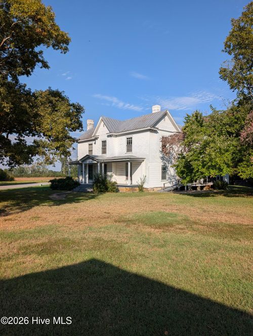 11715 Us-64 Alt, Spring Hope, NC, 27882 | Card Image