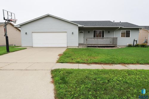 503 David Ave, Baltic, SD, 57003-2054 | Card Image