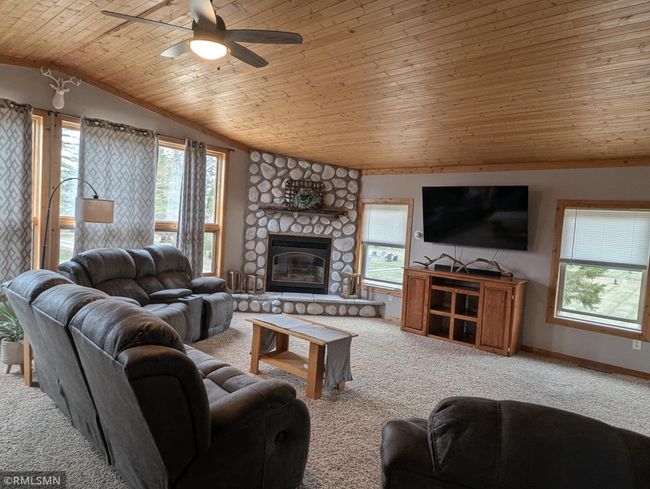 32255 County 21, House other with 5 bedrooms, 3 bathrooms and null parking in Browerville MN | Image 18