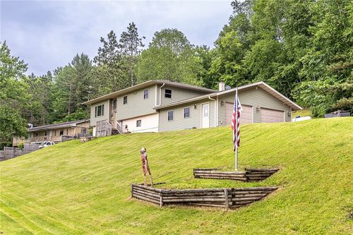 11828 Fairway Rd, Sparta, WI, 54656-3562 | Card Image