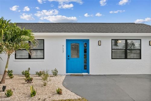 1-717 95th Ave N, Naples, FL, 34108-2456 | Card Image
