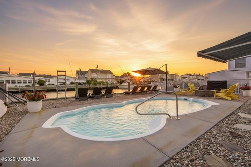 29 W Pampano Dr, Brick, NJ, 08723-7621 | Card Image