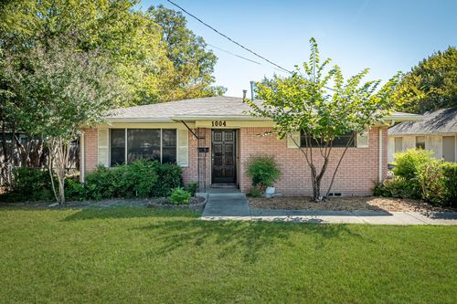 1004 West St, McKinney, TX, 75069-2944 | Card Image