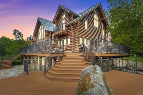 89 Rocky Mtn Ln, Hinesburg, VT, 05461-3165 | Card Image