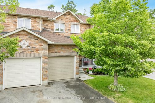 35 Southwoods Cres, Barrie, ON, L4N9P8 | Card Image