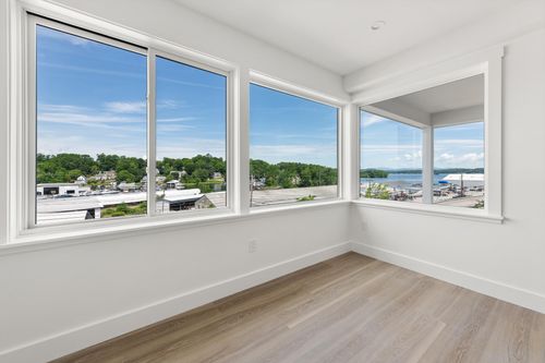 400-903 Union Ave, Laconia, NH, 03246-2556 | Card Image