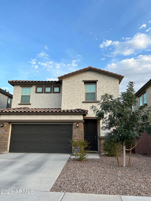 8841 W Fleetwood Ln, Glendale, AZ, 85305-3425 | Card Image