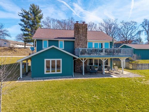 240 Lane 852 Snow Lk, Fremont, IN, 46737-9057 | Card Image