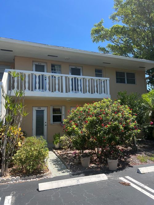 apt-206-2112 Ne 1st Way, Boynton Beach, FL, 33435-2325 | Card Image