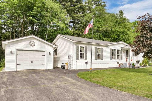 638 Benton Dr, Laconia, NH, 03246-1301 | Card Image