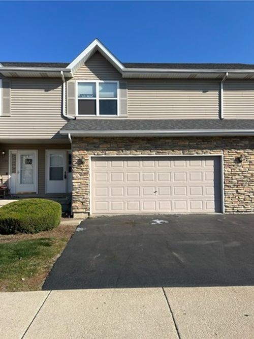 1172 Rose Dr, Sycamore, IL, 60178-9505 | Card Image