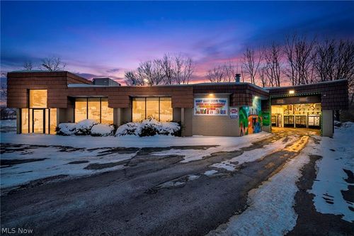 1616 W Main St, Louisville, OH, 44641-2322 | Card Image