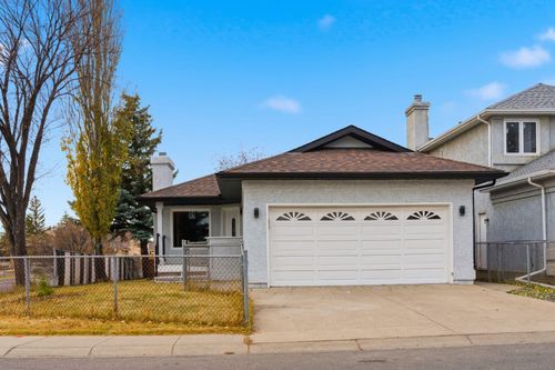 5 Del Monica Bay Ne, Calgary, AB, T1Y6R2 | Card Image