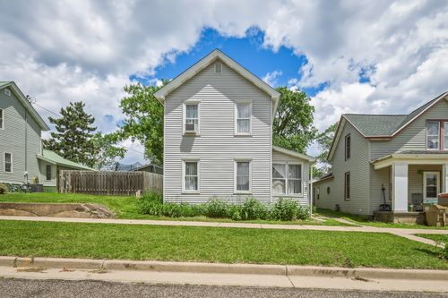 7 S Rural St, Chippewa Falls, WI, 54729-2846 | Card Image
