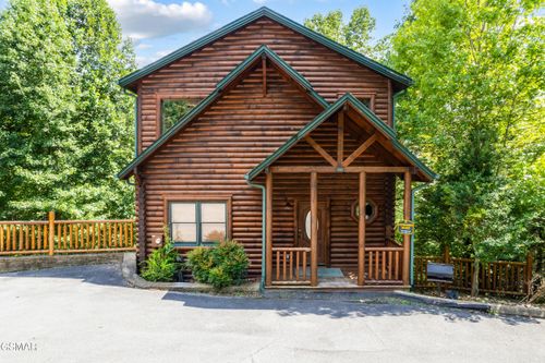 727 Mountain Stream Way, Gatlinburg, TN, 37738 | Card Image
