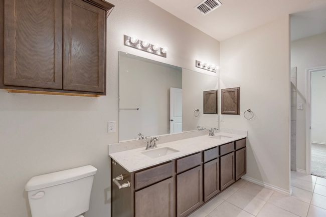 366 Rolling Meadow Dr, House other with 5 bedrooms, 2 bathrooms and null parking in Wilmer TX | Image 19