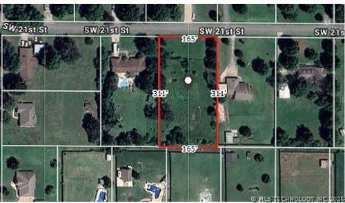 905 Sw 21st St, Wagoner, OK, 74467-8182 | Card Image