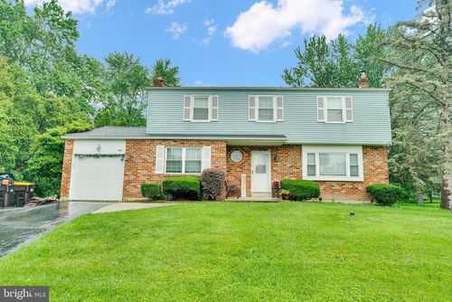 154 Deacon Dr, West Norriton, PA, 19403-2852 | Card Image