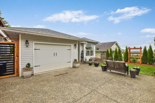 7461 Murray St, Mission, BC, V2V4A8 | Card Image