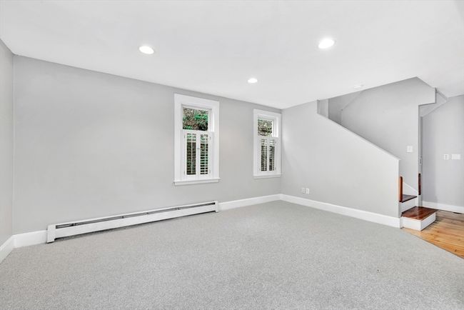 587 Essex Ave, House other with 3 bedrooms, 2 bathrooms and 4 parking in Gloucester MA | Image 16
