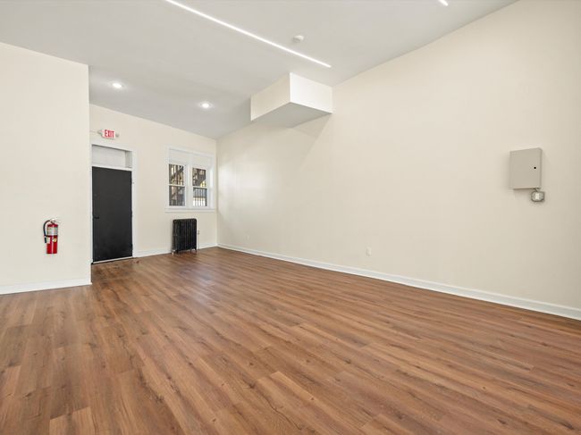 23525 Woodward Ave, Home with 0 bedrooms, 4 bathrooms and 5 parking in Ferndale MI | Image 36