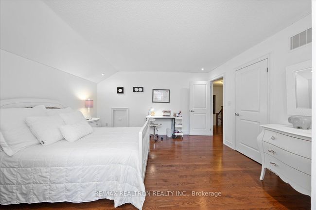 13 Fairmont Ridge Trail, House other with 5 bedrooms, 4 bathrooms and 4 parking in Nobleton ON | Image 31