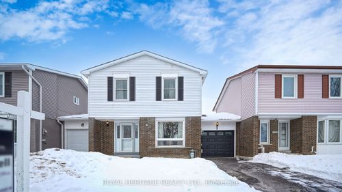 8 Burden Cres, Ajax, ON, L1S3T8 | Card Image