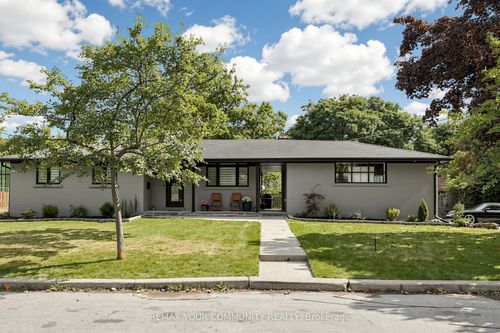 299 Horsham Ave, North York, ON, M2R1G5 | Card Image