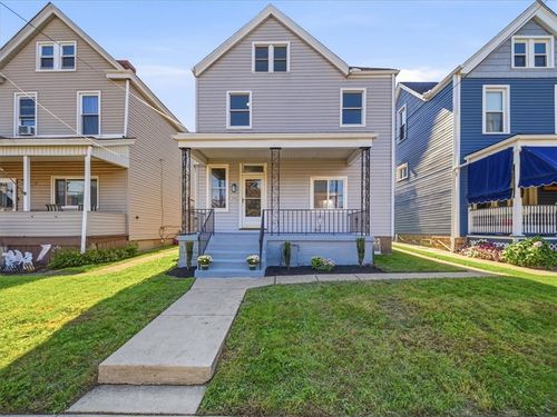 320 Raymond St, Swissvale, PA, 15218-1007 | Card Image
