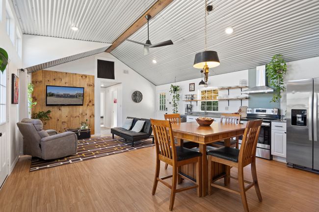 1390 County Road 2850, House other with 2 bedrooms, 2 bathrooms and null parking in Honey Grove TX | Image 9