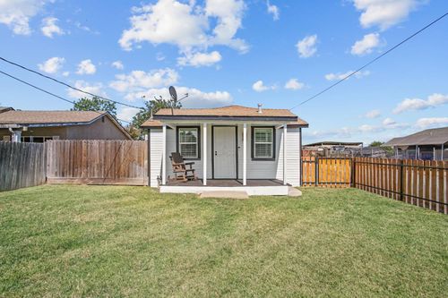 966 Elma St, Hickman, CA, 95323-9632 | Card Image