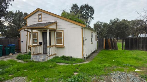 8811 Davis Rd, Stockton, CA, 95209-1857 | Card Image