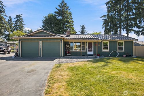 28504 23rd Avenue S, Federal Way, WA, 98003 | Card Image