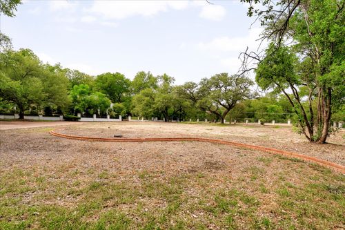 3917 Balcones Dr, Austin, TX, 78731-5809 | Card Image