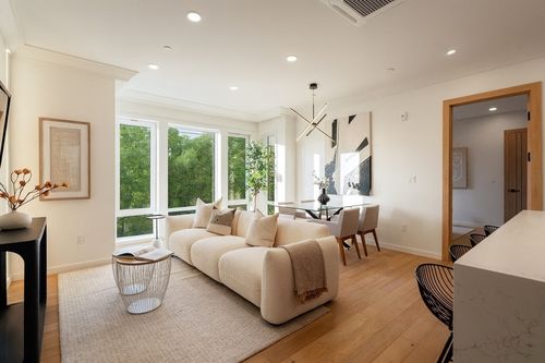 301-388 Washington St, Quincy, MA, 02169-5721 | Card Image