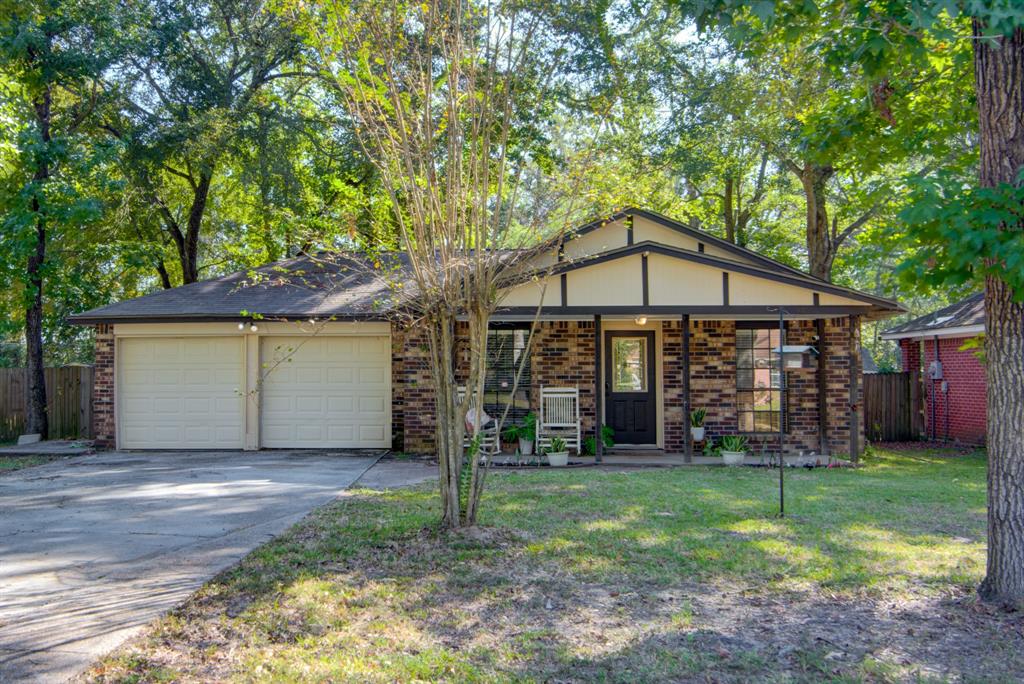 Champion Oaks Dr, Magnolia, TX 77354