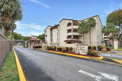 apt-h401-8850 Sw 123rd Ct, Miami, FL, 33186-1964 | Card Image