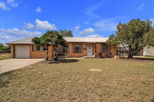 1603 Sycamore St, Big Spring, TX, 79720-3725 | Card Image