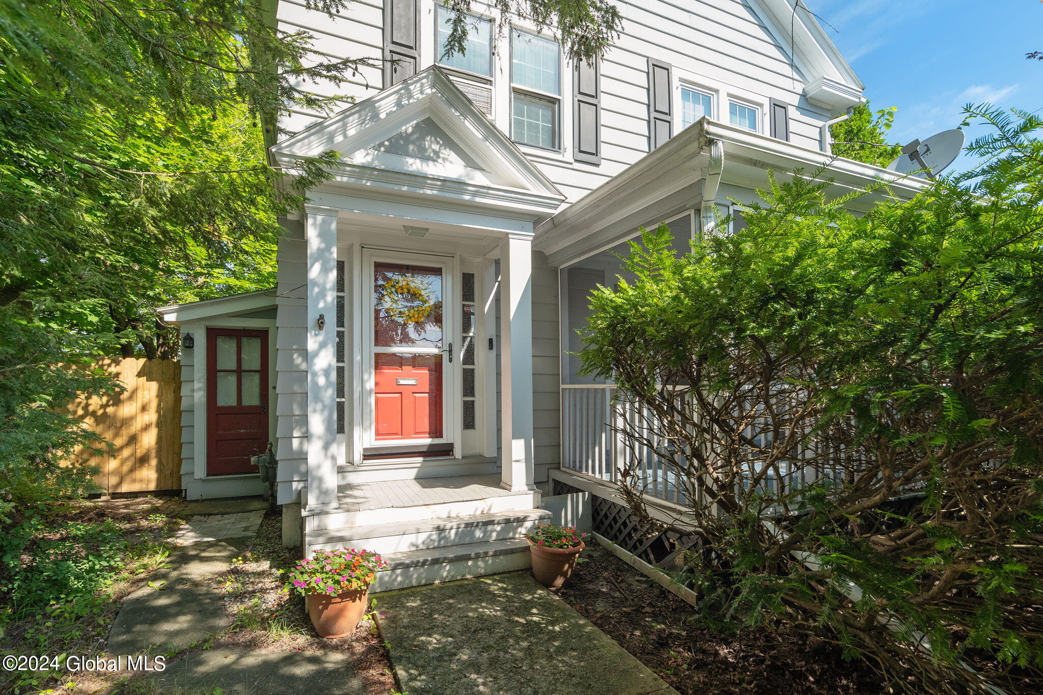 Allen St, Albany, NY 12208