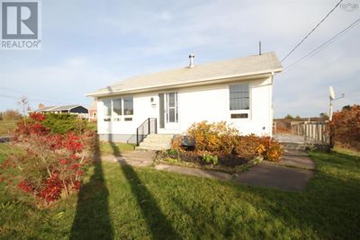 293 Highway 320, House other with 4 bedrooms, 1 bathrooms and null parking in Louisdale NS | Image 3